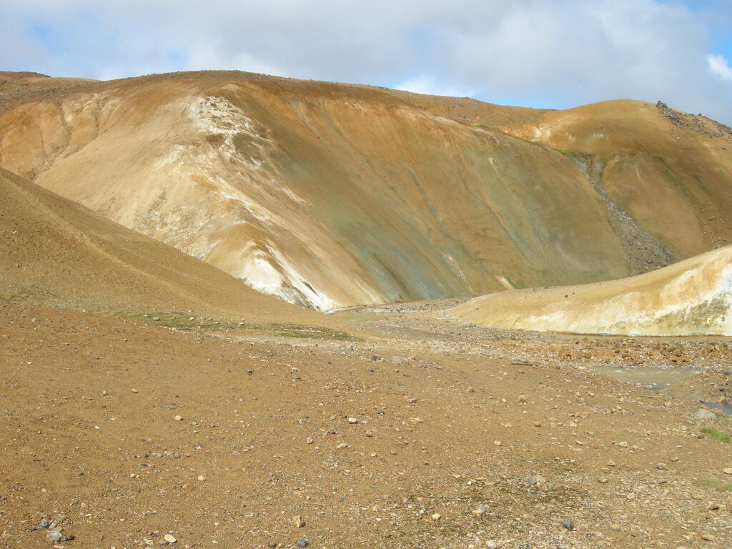 Wanderung durch das Geothermalgebiet