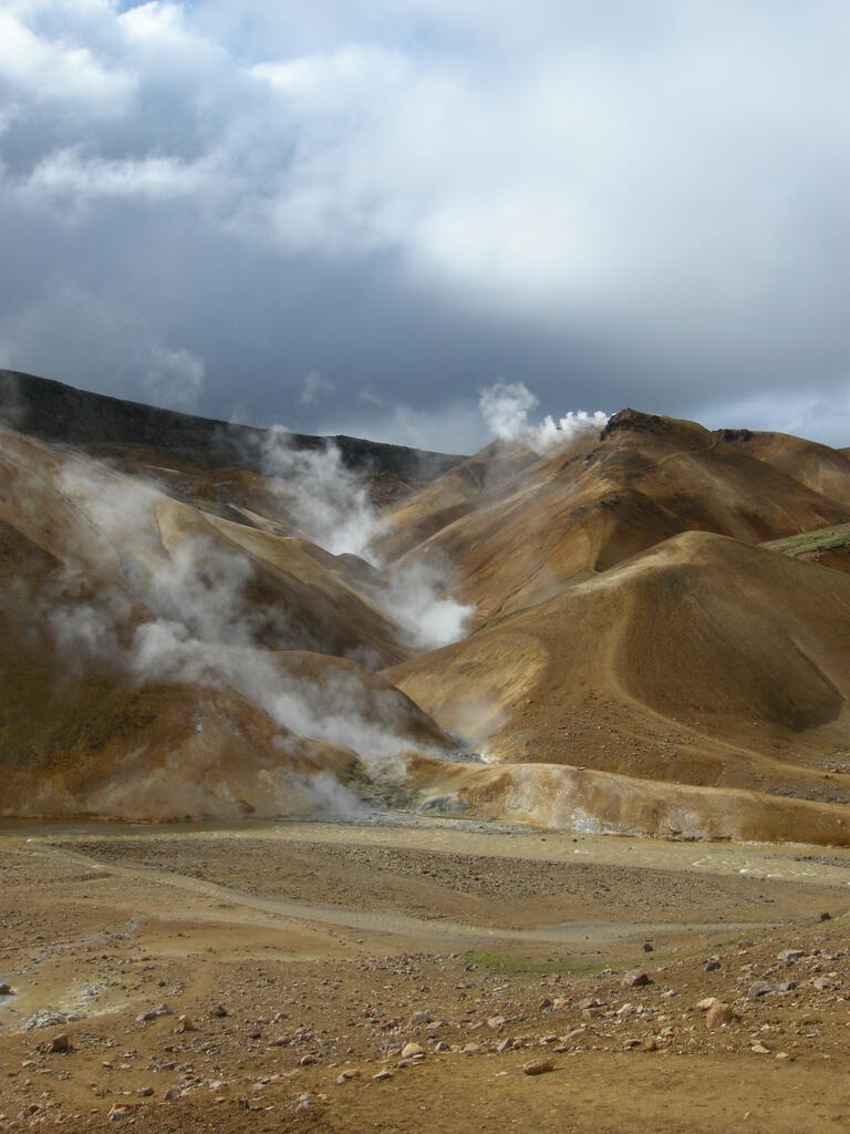 Wanderung durch das Geothermalgebiet
