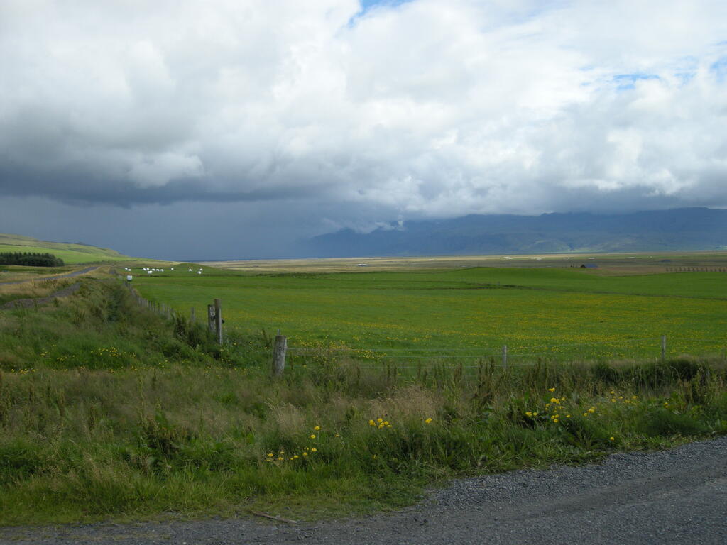 Eyjafjallajökull in den Wolken