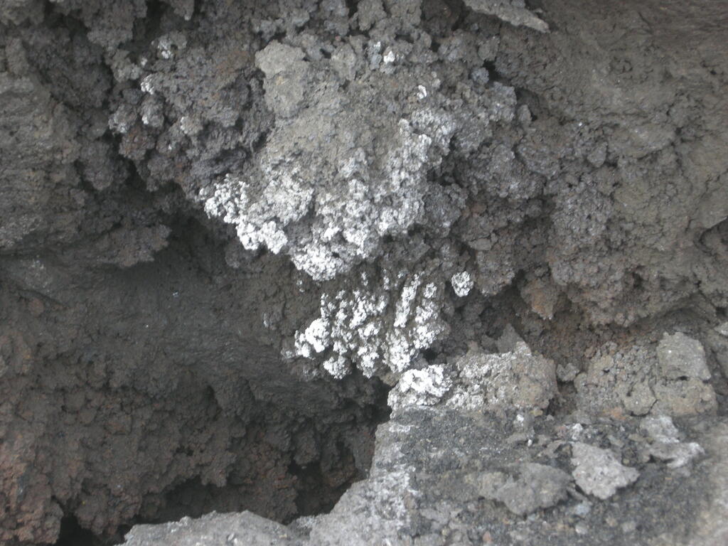 Fimmvörðuháls, Fumarole in der Lava