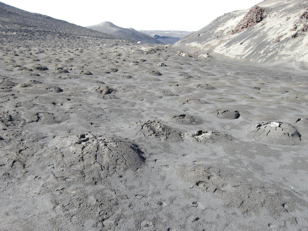 Fimmvörðuháls, Asche auf der Lava