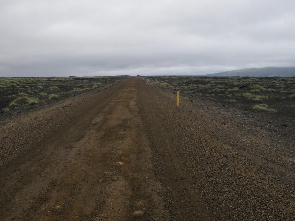 Sprengisandur im Süden noch ohne F aber mit Schotter