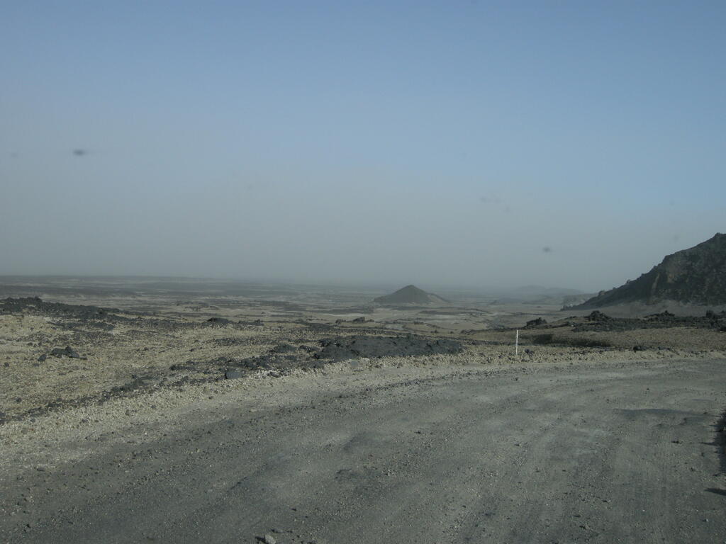 Straße zurück zur Dreki Hütte