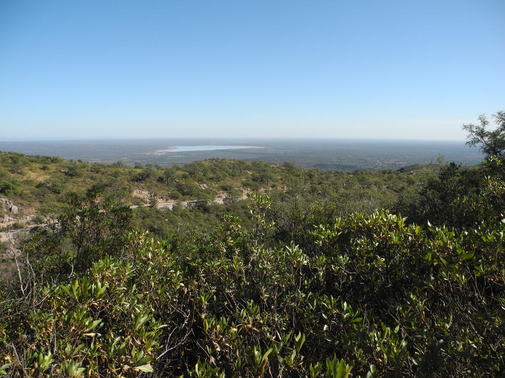 Landschaft an der RPE92 zwischen San Marcos Sierras und Capilla del Monte