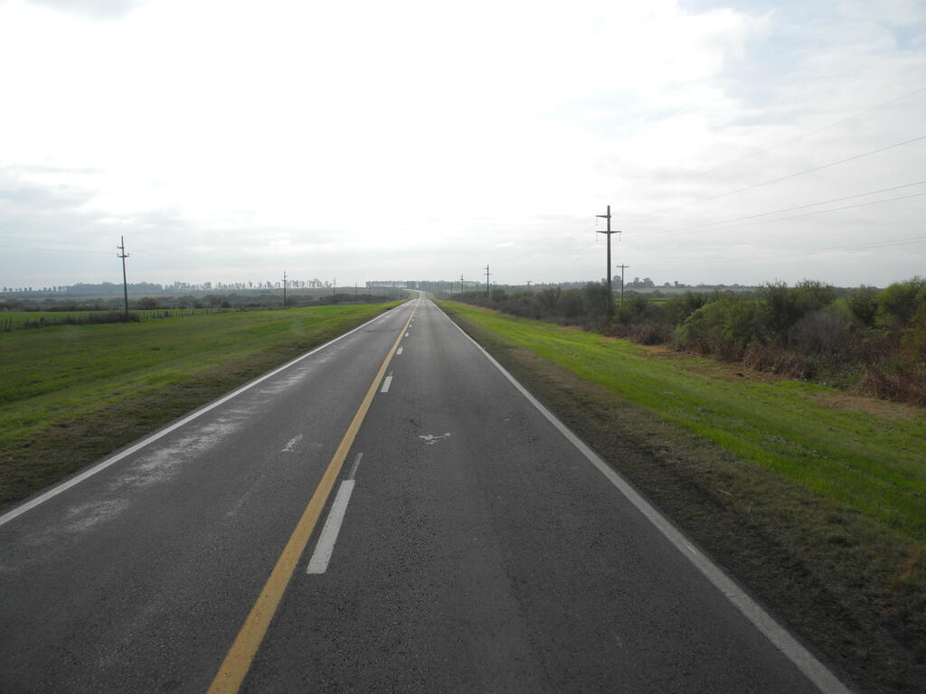 Landschaft an der RN12 zwischen Paraná und Goya