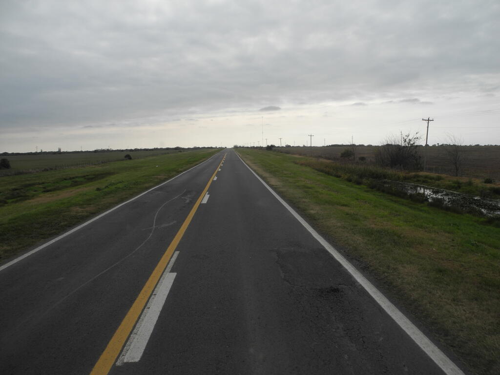 Landschaft an der RN12 zwischen Paraná und Goya