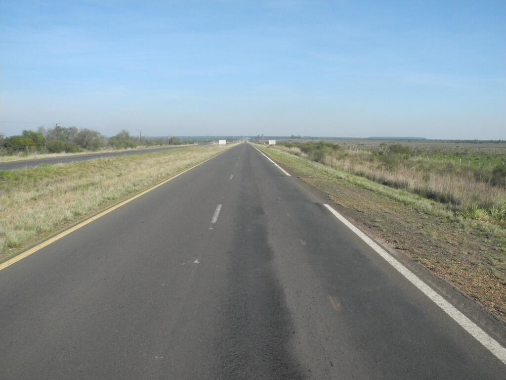 Landschaft an der RN14 zwischen La Cruz und Monte Caseros