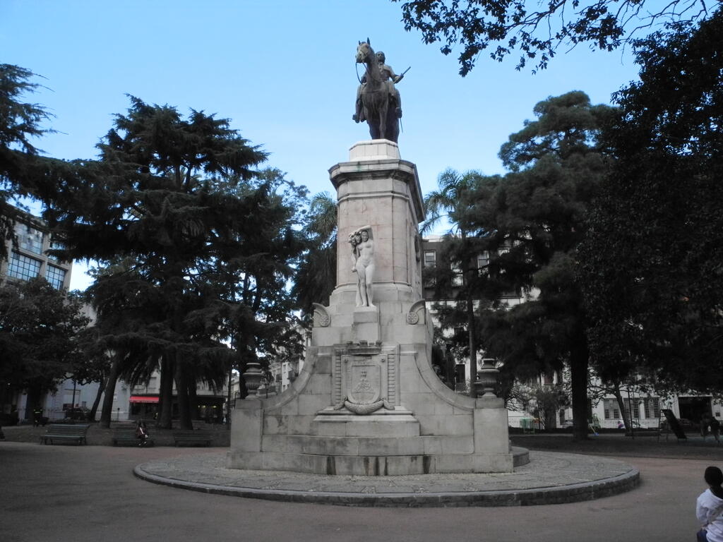 Plaza Zabala (Stadtgründer) in Montevideo