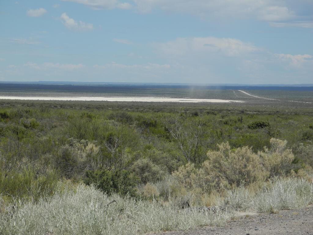Kleine Lagune daneben
