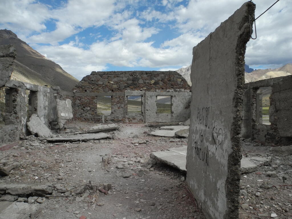 Termas del Sosneado, Hotelruine