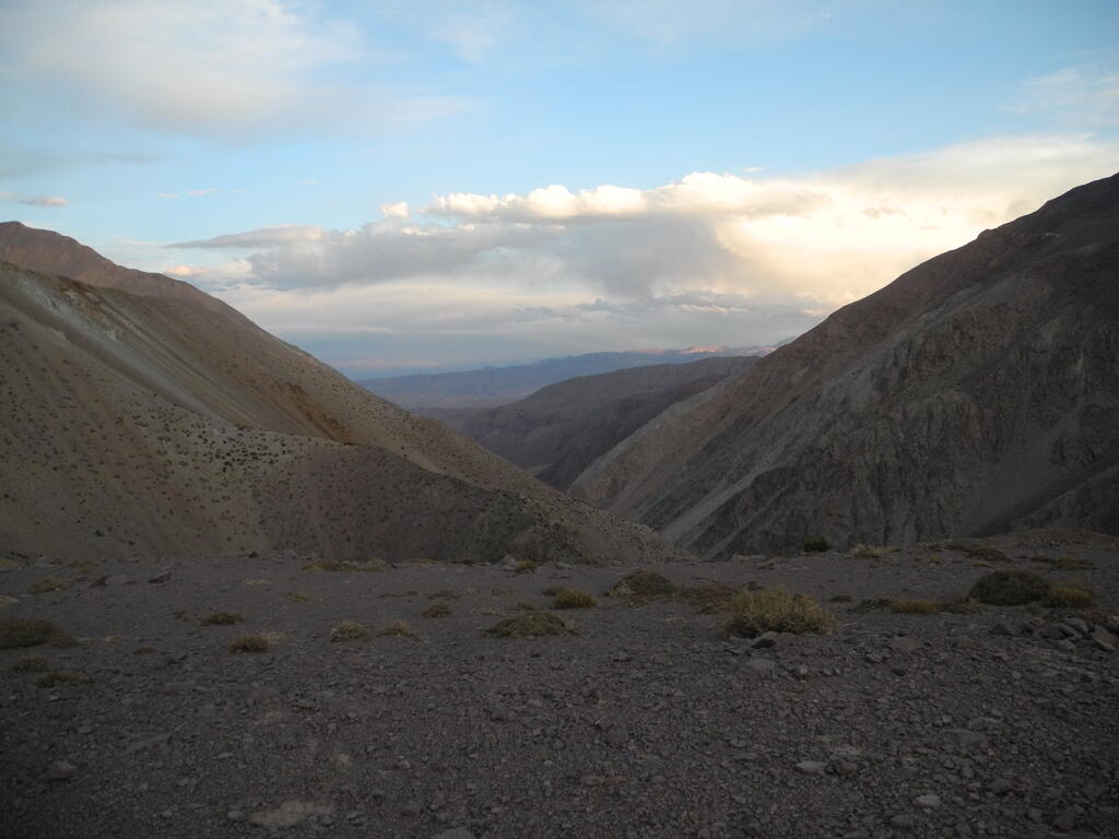 Im Osten hängen immer die Wolken