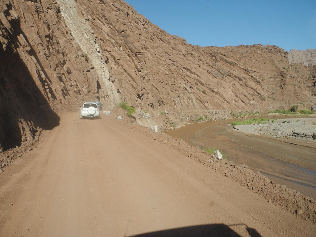 Schlucht mit Sandsteinfelsen