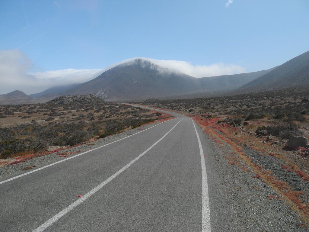 Der Nebel kriecht in die Berge...