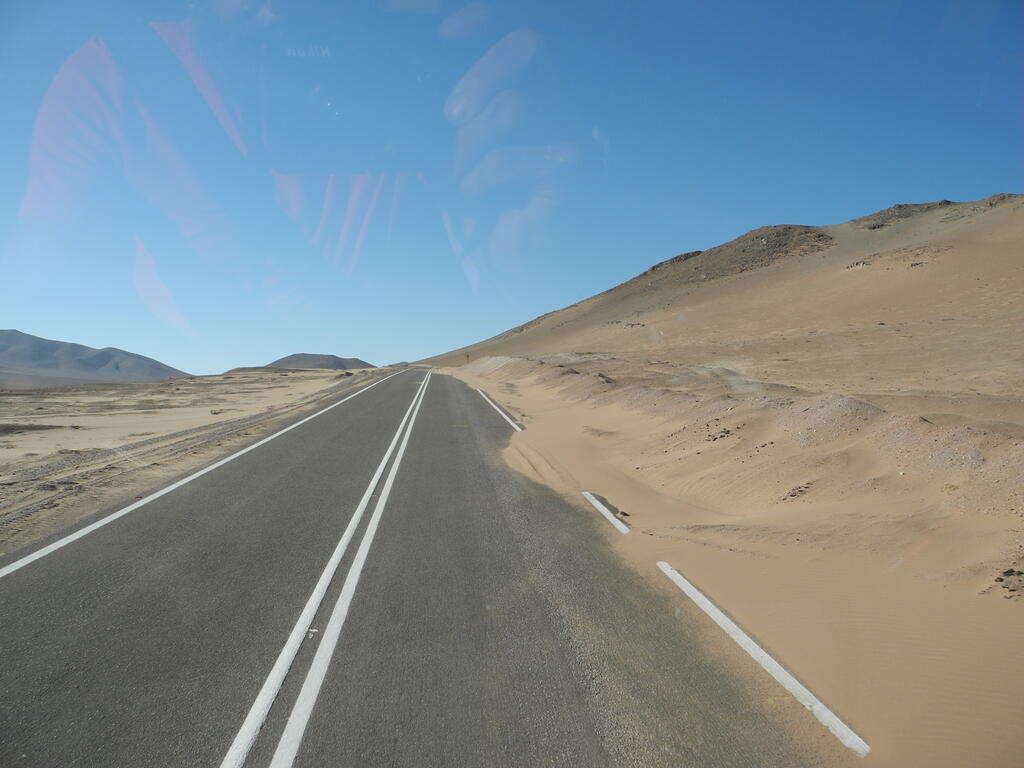 Straße C-309 durch die Wüste