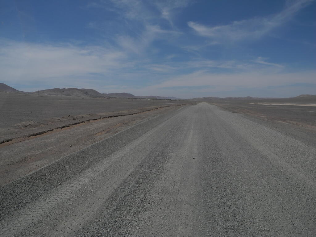 Grube an der Straße B-410