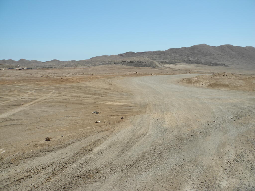 Mina Florida und Mina Carolina im Hintergrund