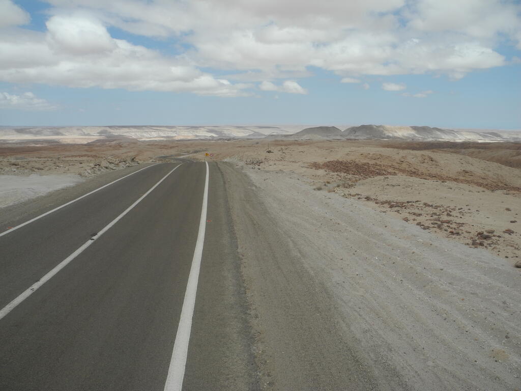 Landschaft an der Straße A-31