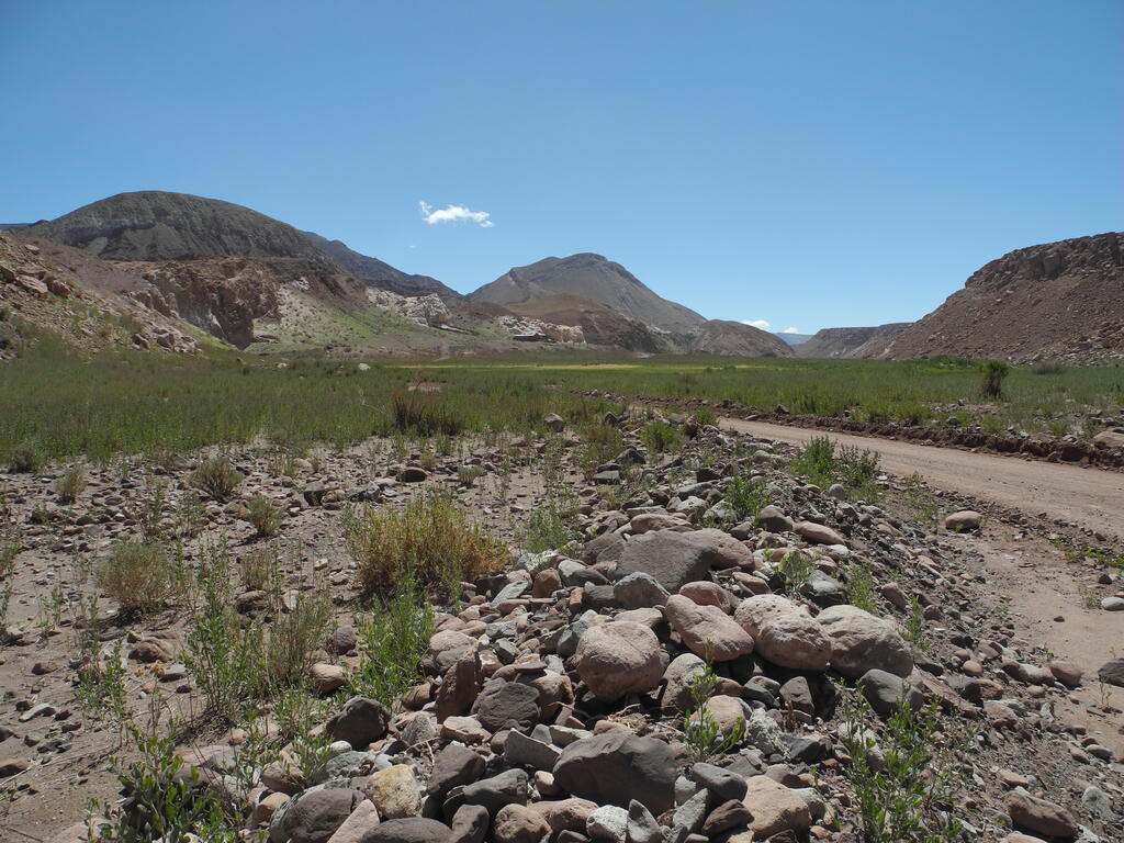 Anfang des Valle del Arcoíris
